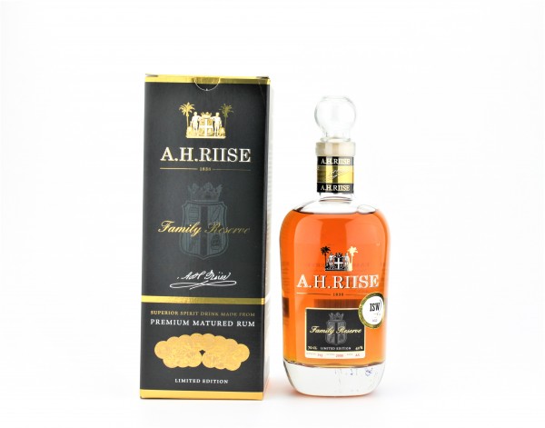 A.H. Riise Family Reserve Solera 1838 Rum 42% 0,7 L